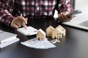 Suivre le baromètre des taux pour emprunter au bon moment
